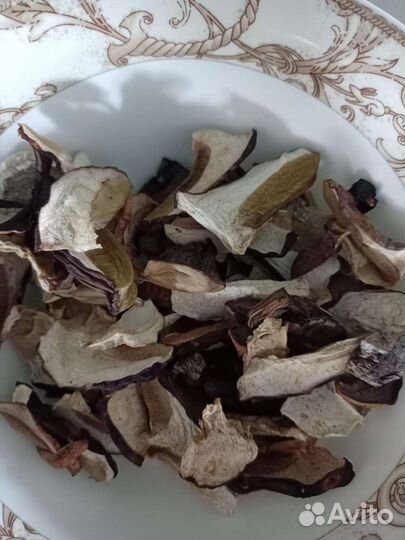 Сухие белые грибы