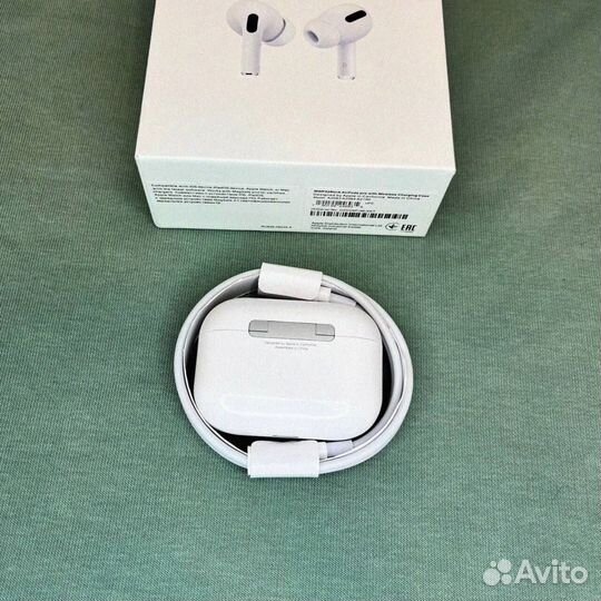 AirPods Pro 2: Музыка, которая двигает