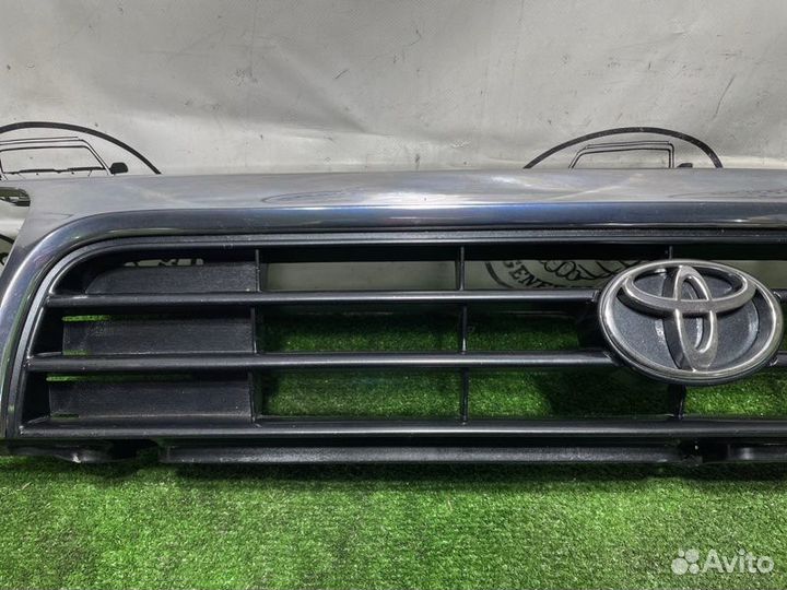 Решетка радиатора Toyota Hilux Surf KZN130 1KZ
