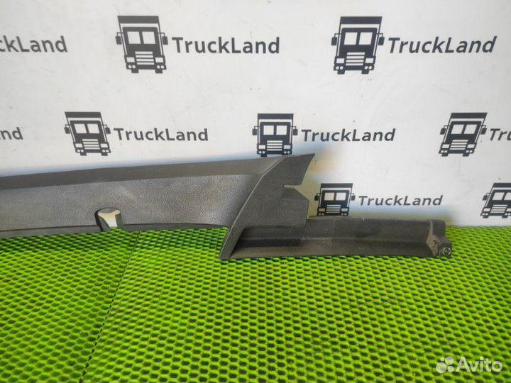 Накладка стойки лобового стекла левая Man Tgx 2012