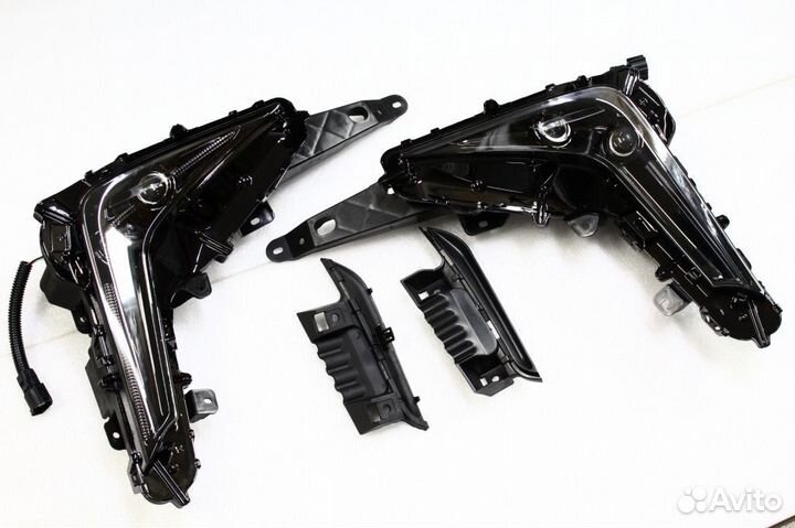 LX570 / LX450d 2016+ Туманки Black Vision N6MA2