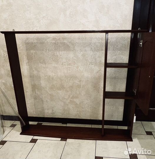 Полочка для телевизора