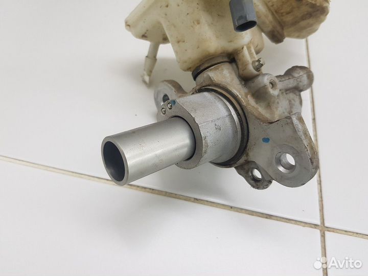 Главный тормозной цилиндр