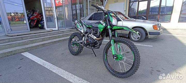 Мотоцикл кросс Motoland XT 250 HS (172FMM-4V)