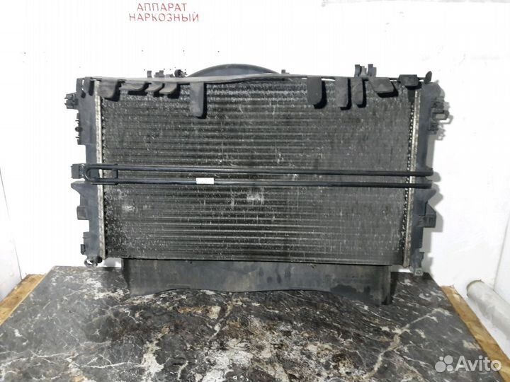 Радиатор охлаждения Mercedes Vito А6395010401