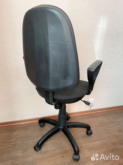 Компьютерное кресло