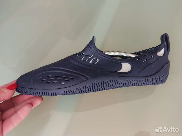 Тапочки для бассейна аквашузы Speedo Zanpa