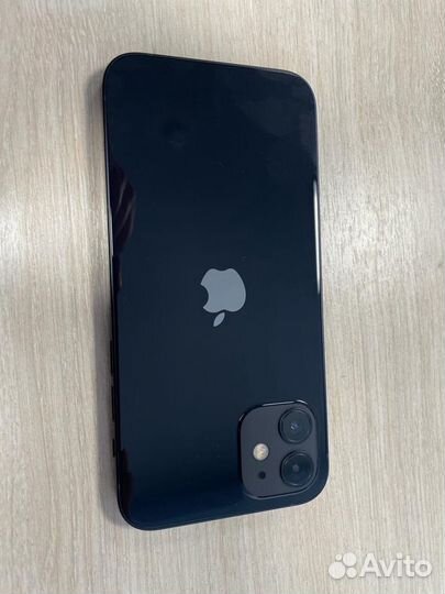 Телефон iPhone 12 64gb