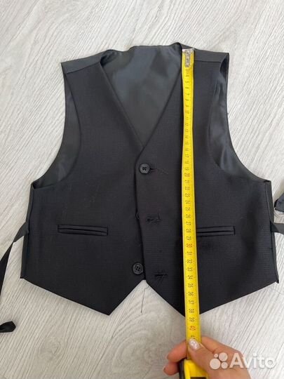 Жилет костюмный на мальчика