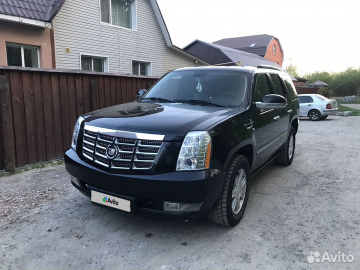 Cadillac Escalade AT, 2007, 200 000 км