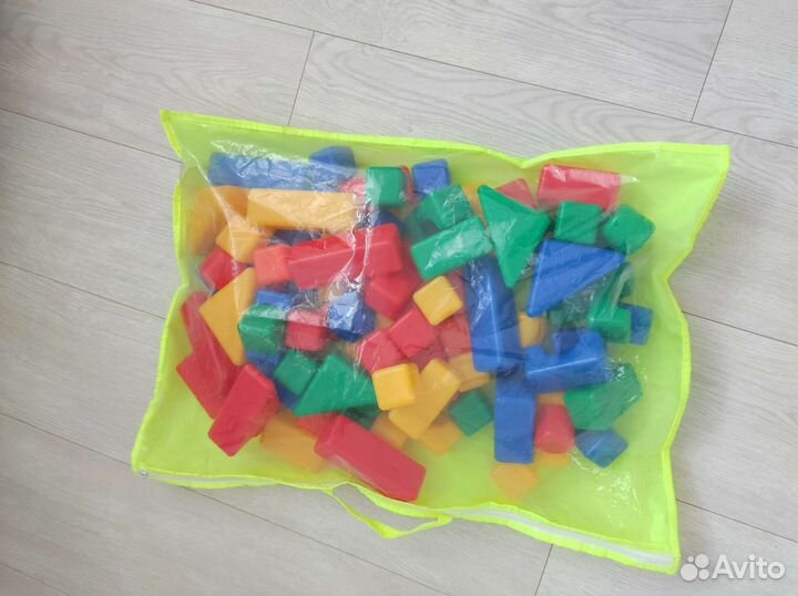 Развивающие игрушки для малышей