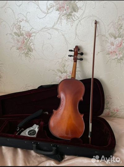 Скрипка Скрипка 4/4.Cremona