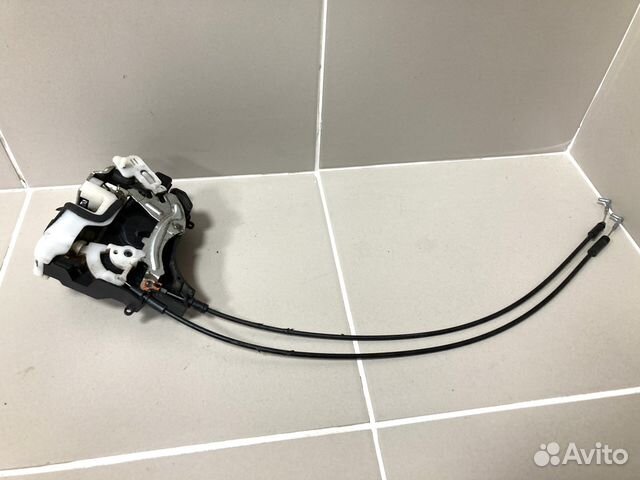 Замок задней правой двери Mitsubishi Lancer 10