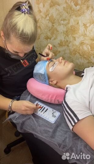 Обучение наращиванию ресниц