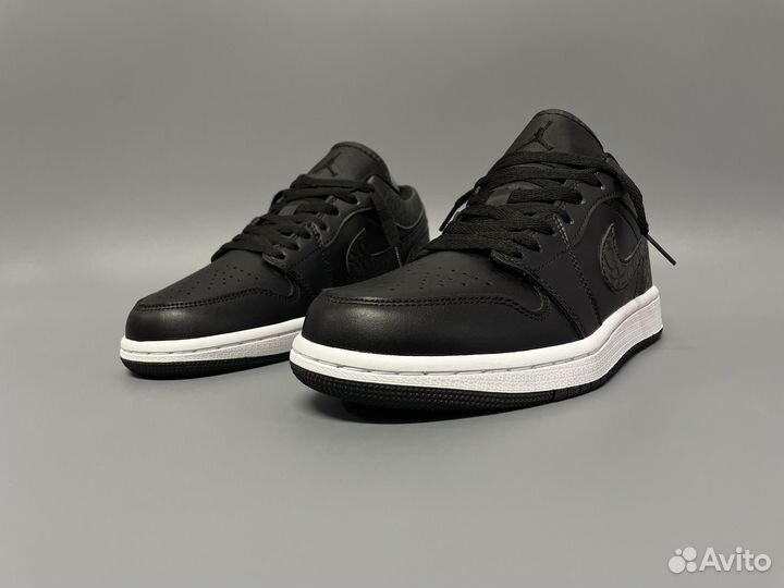 Кроссовки Nike Air jordan 1 low