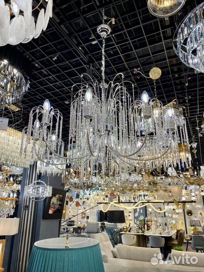 Люстра для шикарного интереьера