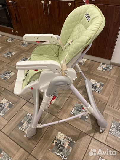 Стульчик для кормления детский