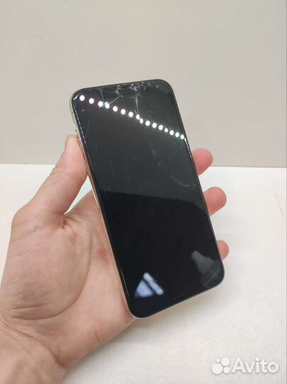 Телефон iPhone x