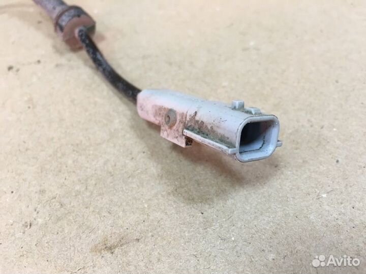 Датчик ABS задний правый Renault Logan 2