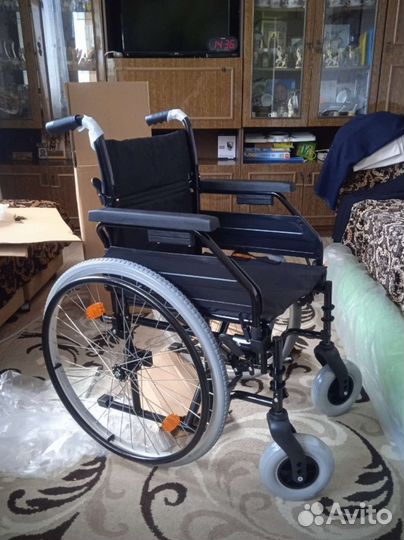 Инвалидная коляска новая