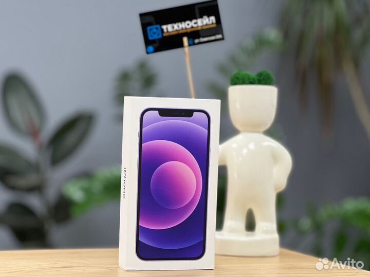 iPhone 12, 64 ГБ