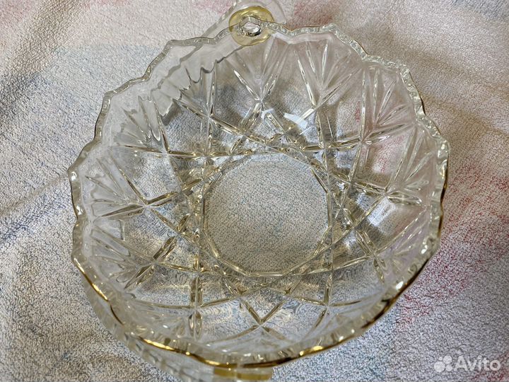 Корзинка из сервиза среднего размера