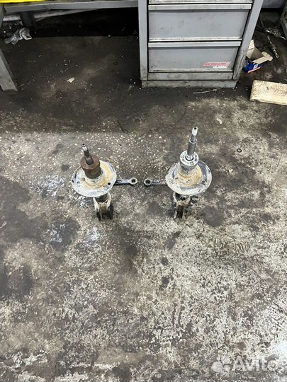 Амортизаторы передние приора