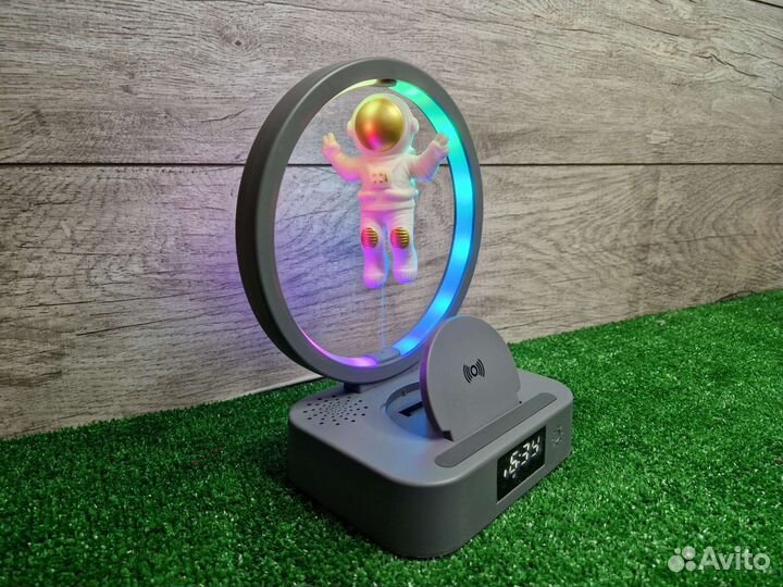 Светильник с блютуз колонкой