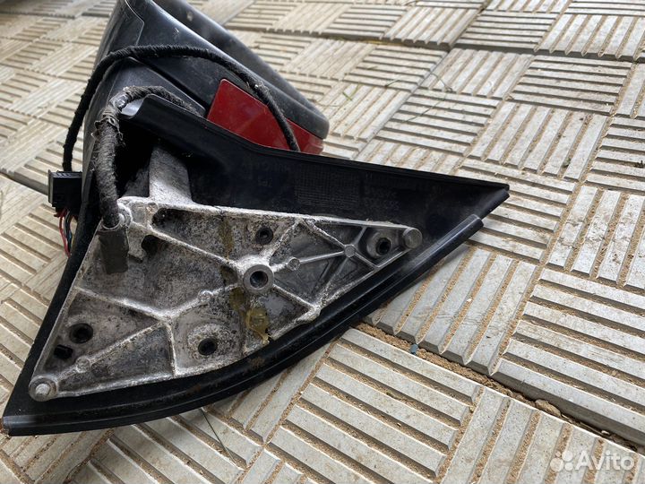 Боковое зеркало на volkswagen golf 6