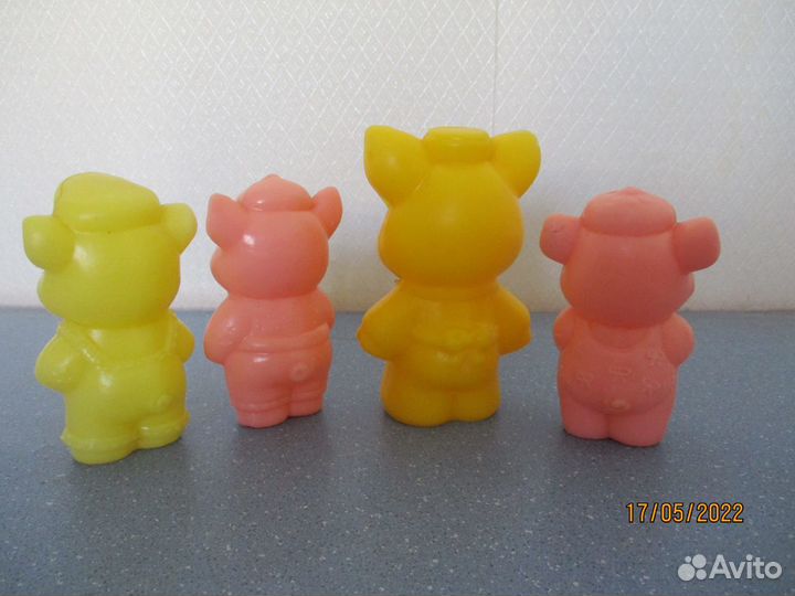 Поросята пластик, игрушка СССР, 4 шт