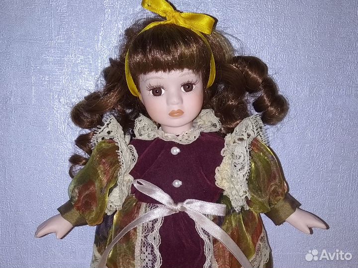 Фарфоровая кукла Remeco Collection, 22 см, каркас