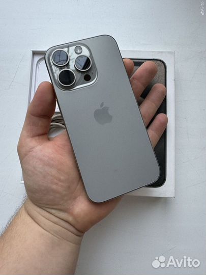 iPhone 15 Pro, 128 ГБ