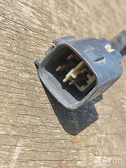 Лямбда зонд 1ZZ Toyota Avensis T250