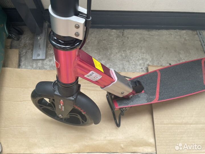 Самокат Roces 200