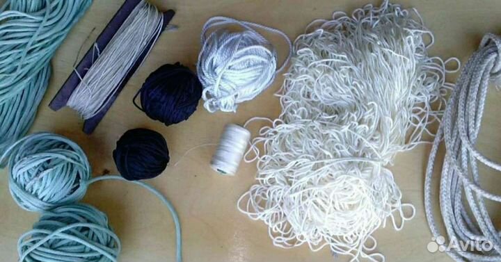 Рюкзаки.Шнуры.Поплавки.Спасательный жилет