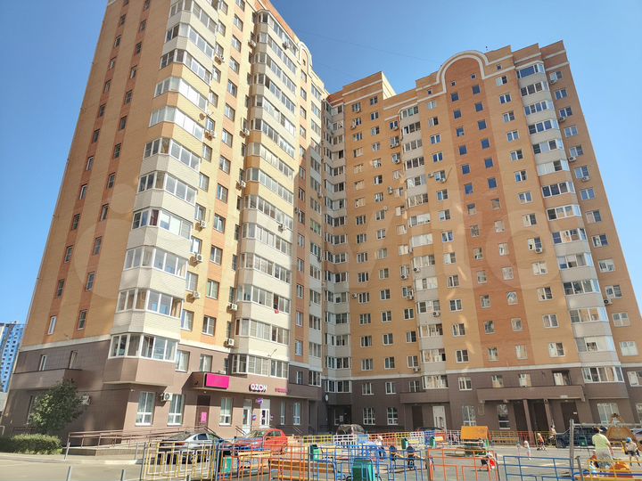 3-к. квартира, 73,7 м², 3/17 эт.