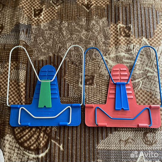 Подставки для книг