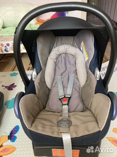 Автолюлька maxi cosi cabriofix c базой isofix