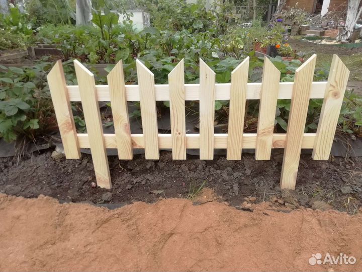 Декоративный заборчик