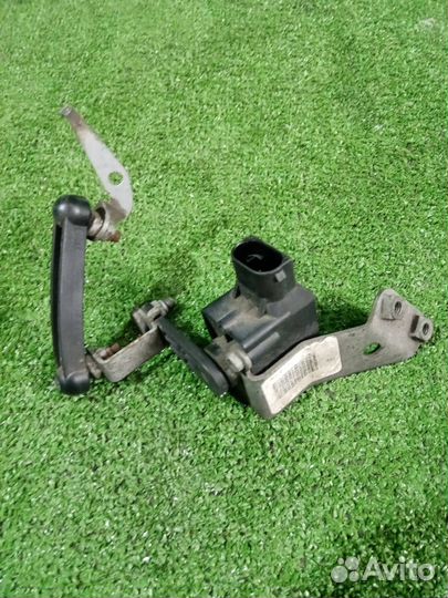 Датчик положения кузова задний Bmw Z4 E85 M54