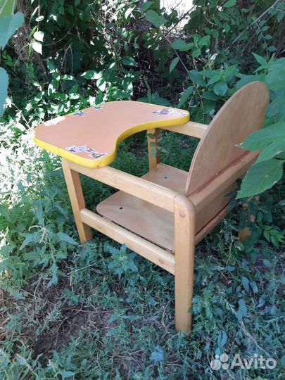 Стульчик для кормления