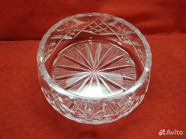 Большая хрустальная салатница СССР