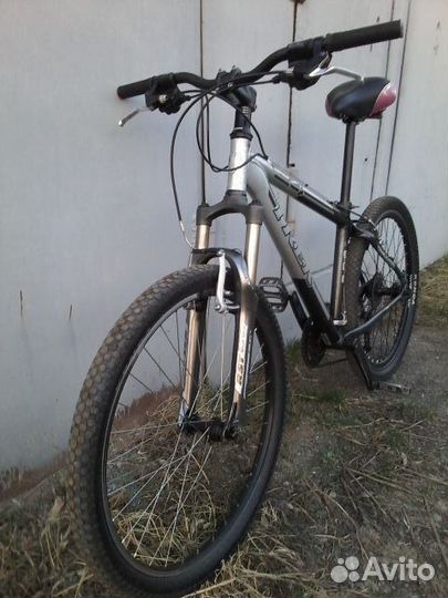 Трек. 26''