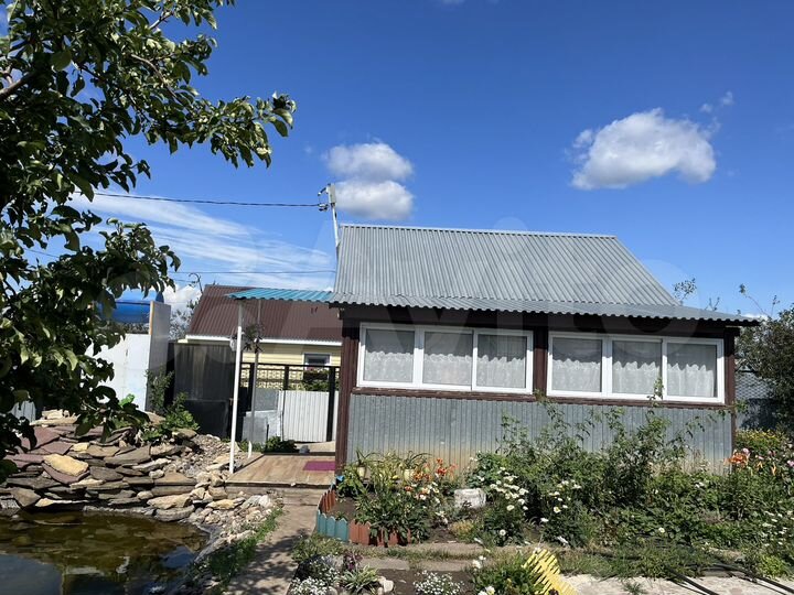 Дача 16,4 м² на участке 8 сот.