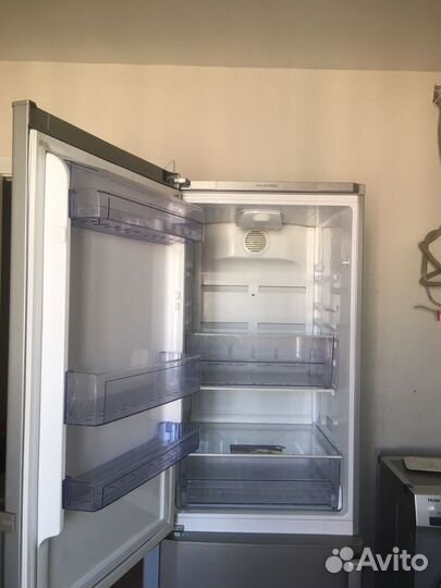 Холодильник б/у