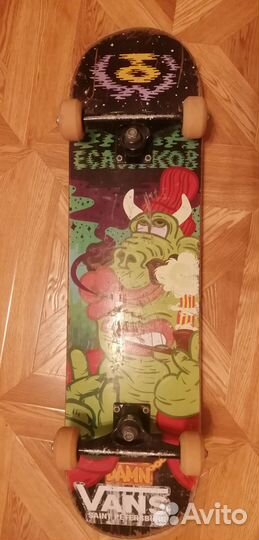 Продам Скейтборд или меняю на акустическую гитару