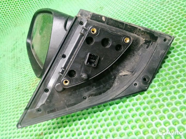 Зеркало правое Hyundai Solaris G4FA 2011