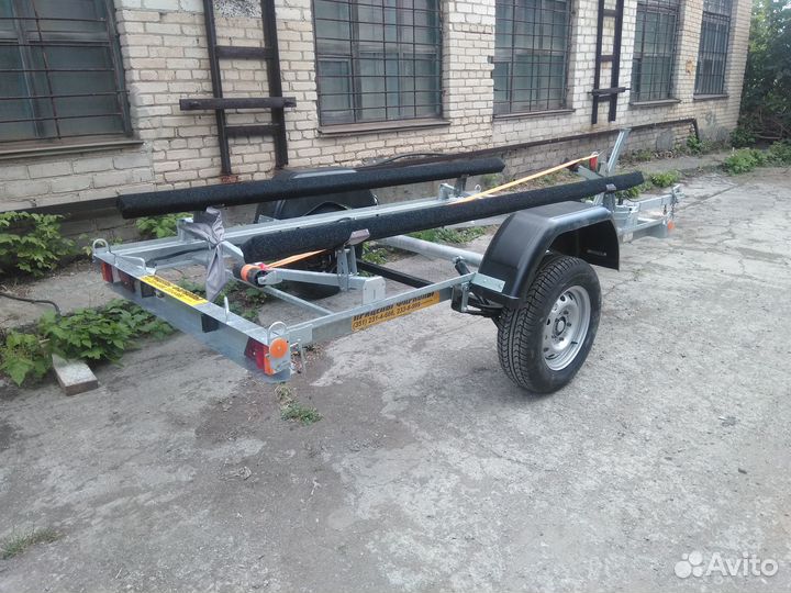 Прицеп 8213В7 для водной техники