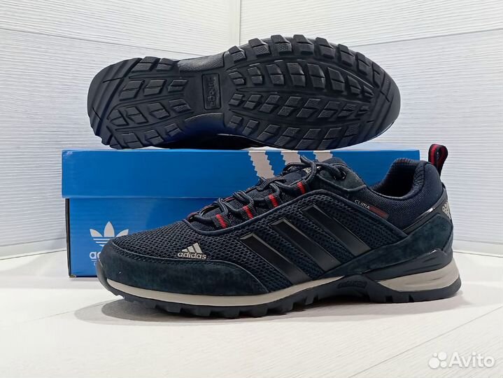 Кроссовки adidas daroga