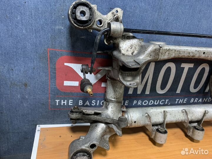 Балка задняя для BMW 5-Series (E60/E61)